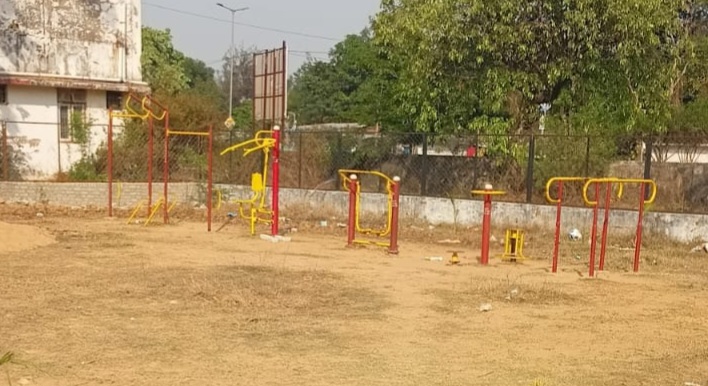 अंबिकापुर पालीटेक्निक परिसर में विकसित हो रहा योग उद्यान, शहरवासियों को मिलेगा बेहतर स्वास्थ्य वातावरण