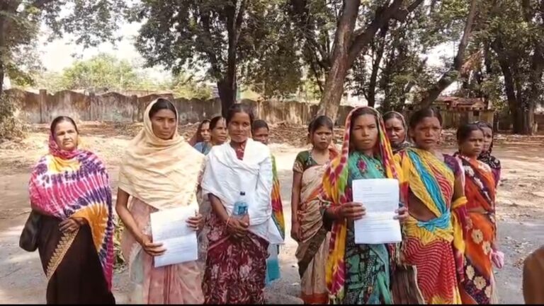 बिहान योजना में लाखों रुपये के गबन का आरोप, कलेक्टर से निष्पक्ष जांच की मांग….पीआरपी, संकुल लेखापाल और कैडरों पर स्वयं सहायता समूहों की राशि में अनियमितता के आरोप