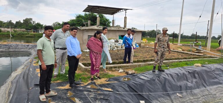 मत्स्य बीज प्रक्षेत्र का कलेक्टर ने किया निरीक्षण,गुणवत्तायुक्त मत्स्य बीज उपलब्ध कराने के निर्देश