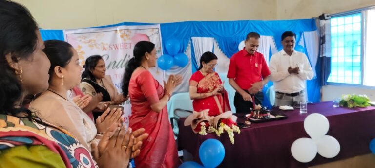 सेवानिवृत्त डीईओ मिश्र का किया गया सम्मान,केक काट बच्चों साथ मनाया जन्मदिन