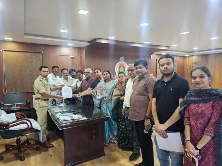 जिले में बिगड़ती कानून-व्यवस्था पर कांग्रेस ने जताई चिंता,एसपी को ज्ञापन