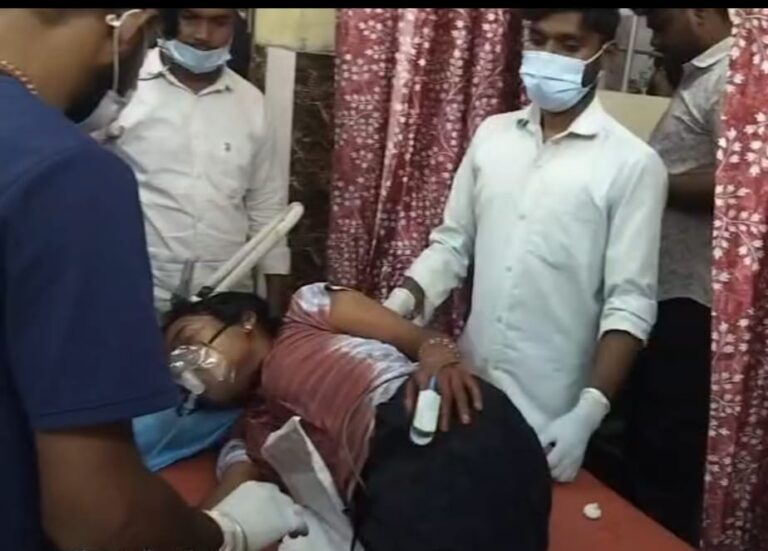 नेहरू पार्क में युवती पर जानलेवा हमला,चाकू से गला रेतने की कोशिश 