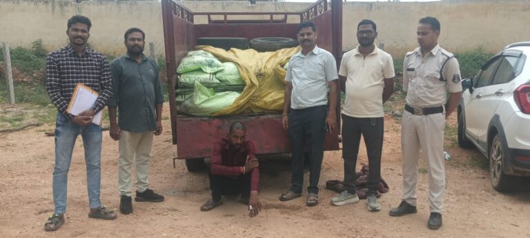 उर्वरकों के अवैध परिवहन पर संयुक्त टीम की कार्रवाई