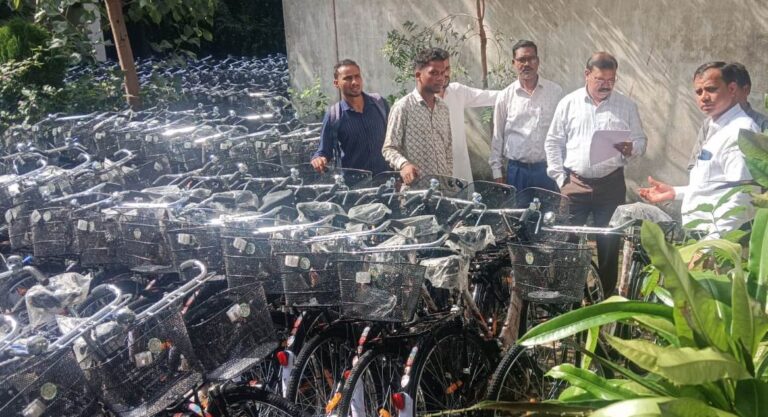 सरस्वती साइकिल योजना छात्राओं को बेहतर साइकिल उपलब्ध कराने हो रहा सत्यापन