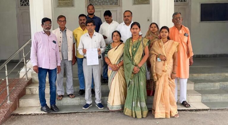 सीएमओ की कार्यशैली पर भड़की नगर पंचायत परिषद, निंदा प्रस्ताव पारित…..09 माह तक परिषद की बैठक नहीं होने का आरोप, कलेक्टर से सीएमओ को हटाने की मांग