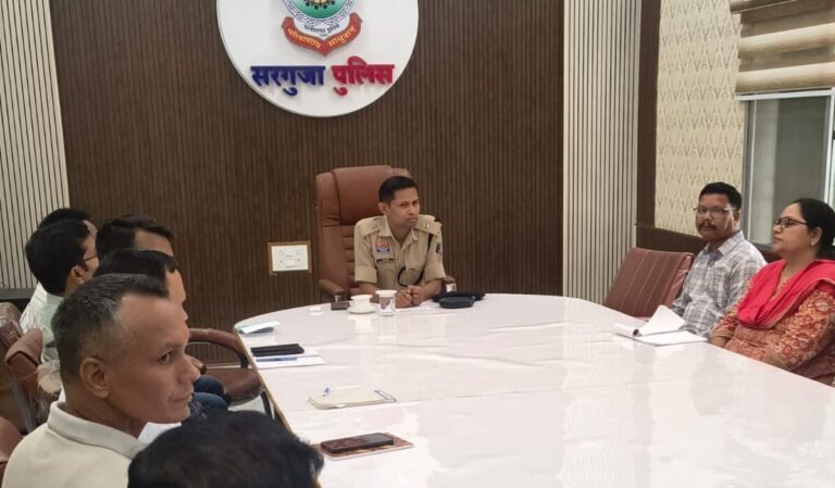 सरगुजा को मिले नए अतिरिक्त पुलिस अधीक्षक, रितेश चौधरी ने संभाला पदभार…..जनसेवा, प्रभावी कानून-व्यवस्था और सामुदायिक पुलिसिंग को बताया सर्वोच्च प्राथमिकता