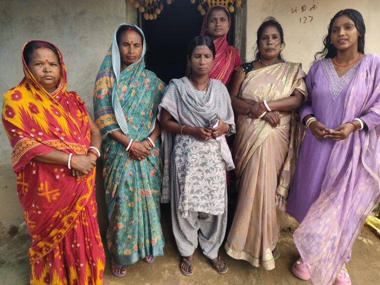 महिला सशक्तिकरण योजना में बैंक सखी ने बीपीएम व पीआरपी पर लगाए गंभीर आरोप