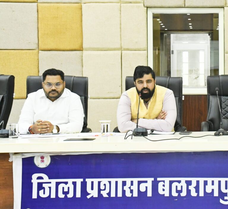 आम नागरिकों की सुविधाओं और सुरक्षा को सर्वोच्च प्राथमिकता समय-सीमा की बैठक में दिए गए आवश्यक निर्देश