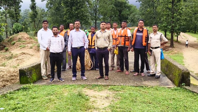 भारी वर्षा के बीच प्रशासन अलर्ट, जलस्रोतों और पुल-पुलिया पर रखी जा रही सतत निगरानी