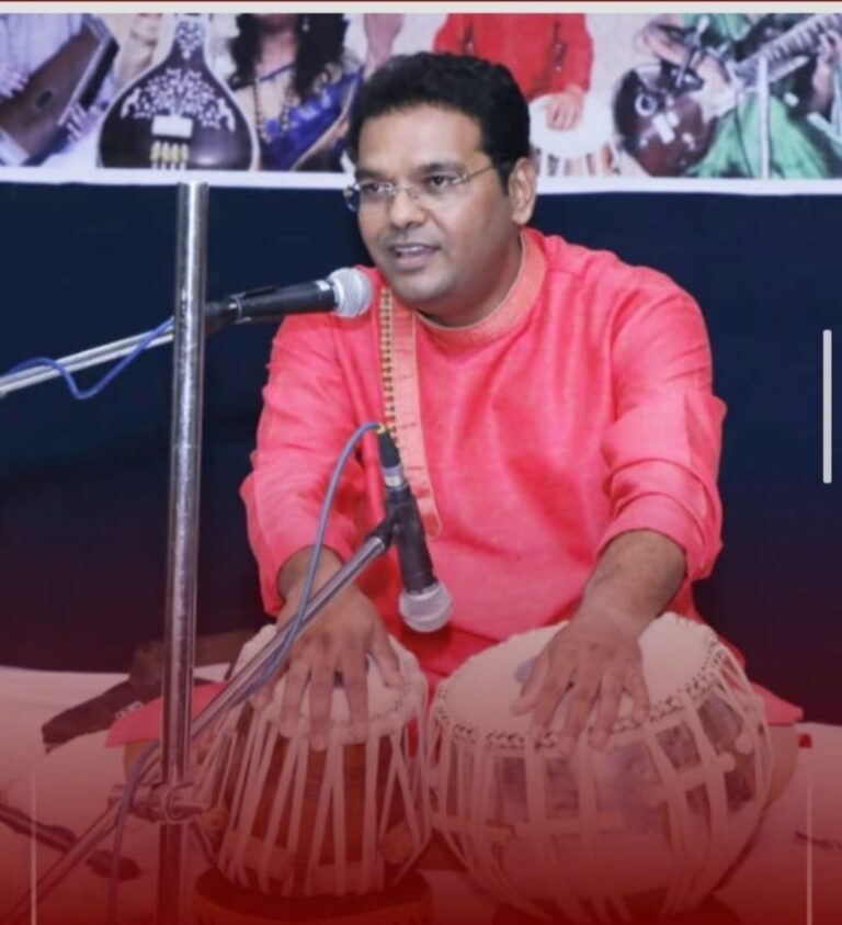 तबले की थाप से सरगुजा का बढ़ाया मान: नासिर खान को संस्कृति विभाग के पैनल में मिला ‘ए’ ग्रेड….तीन दशक की संगीत साधना को मिला सम्मान; गुलाम अली से अहमद-मोहम्मद हुसैन तक कई दिग्गज कलाकारों के साथ कर चुके हैं संगत