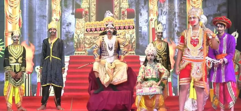 छठवें दिवस हुई लंकादहन की भव्य लीला, कलाकारों का हुआ सम्मान