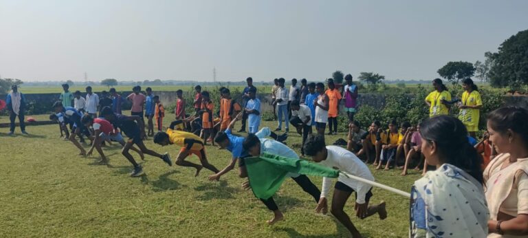 लखनपुर विकासखंड में सरगुजा ओलंपिक 2026 का भव्य शुभारंभ, खिलाड़ियों में दिखा उत्साह दौड़, लंबी कूद, ऊंची कूद सहित विभिन्न खेल प्रतियोगिताओं में खिलाड़ियों ने दिखाया दमखम