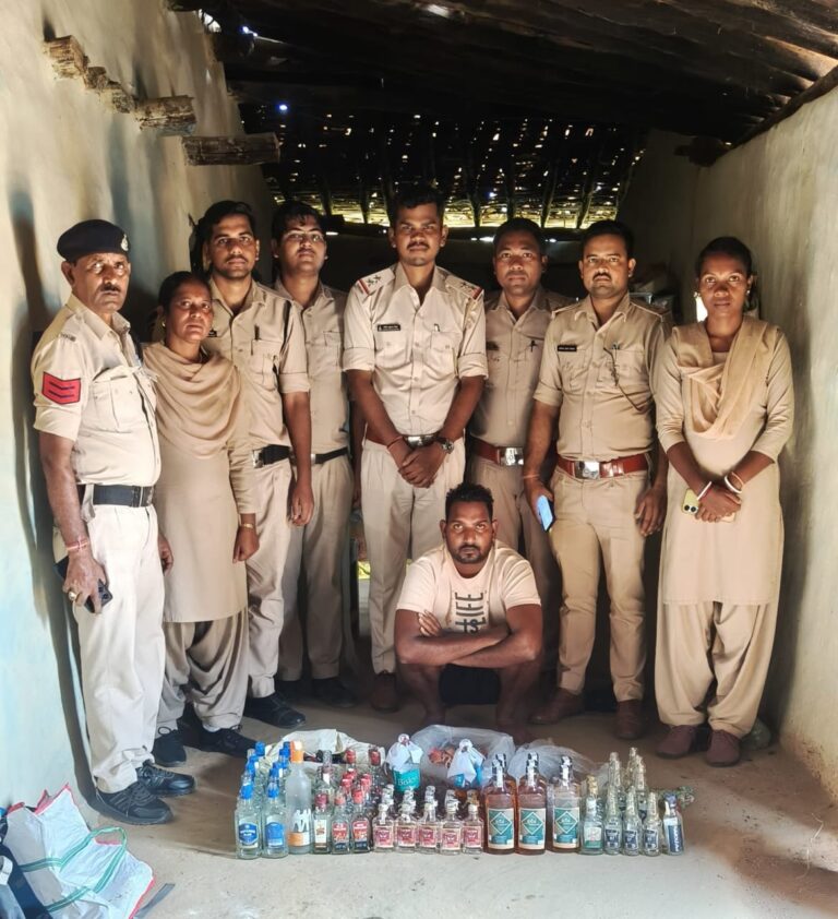 अन्य प्रांत की मिलावटी मदिरा पर आबकारी उड़नदस्ते की कार्रवाई, 11.6 बल्क लीटर देशी मदिरा जब्त